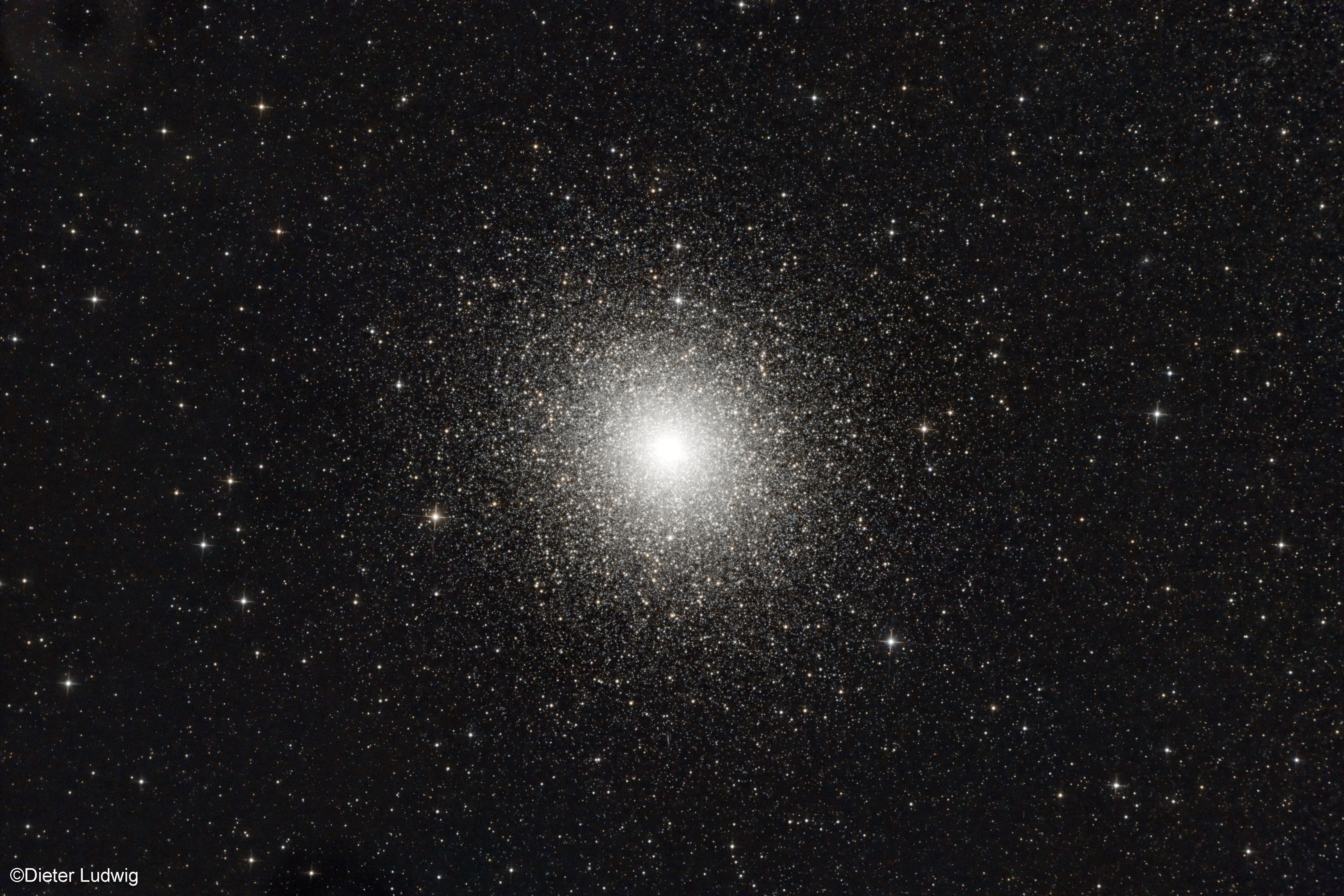 NGC104 B